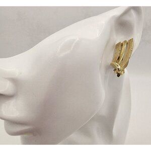 Vintage Gold-Tone Clip-On Earrings Sleek Elegant Woven Style